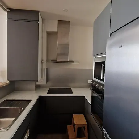 St Michel 3 Bedrooms Daire
