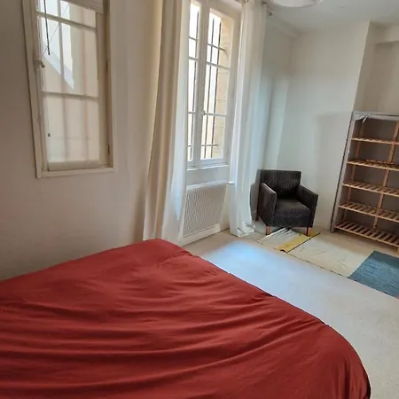 St Michel 3 Bedrooms Daire